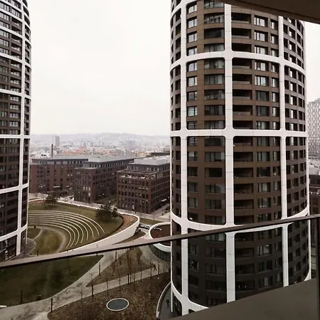 Апартаменти Skypark Luxe Living Ii *