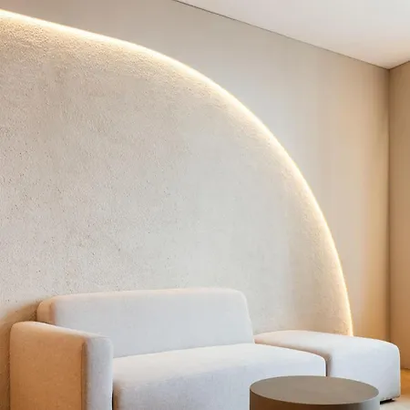 Skypark Luxe Living Ii * Братислава