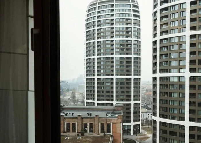 Skypark Luxe Living Ii *